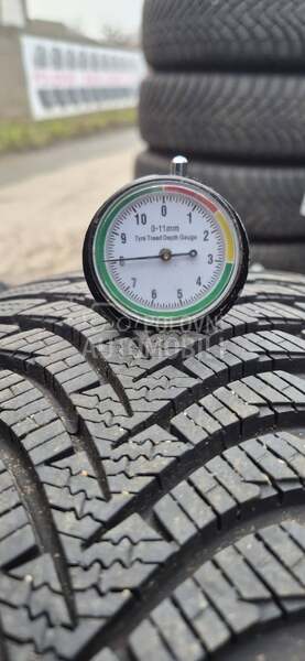 Hankook 215/65 R16 Zimska