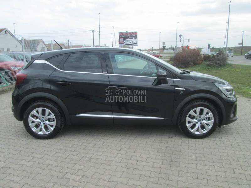Renault Captur 1.6E-Tech Intens