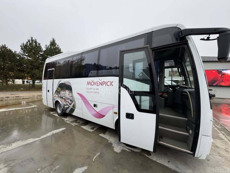 Isuzu EURO TURQUOISE