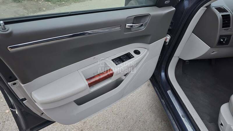 Chrysler 300C 3.0 crdi