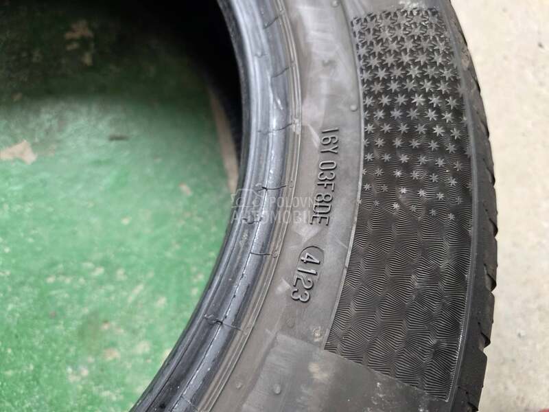 Continental 215/60 R17 Sve sezone