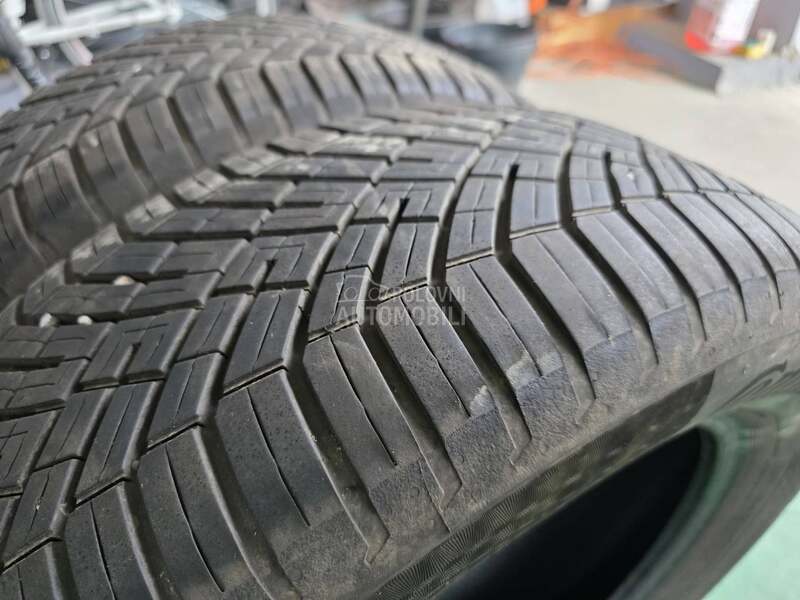 Continental 215/60 R17 Sve sezone