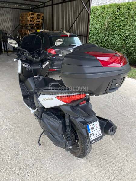 Yamaha xmax400