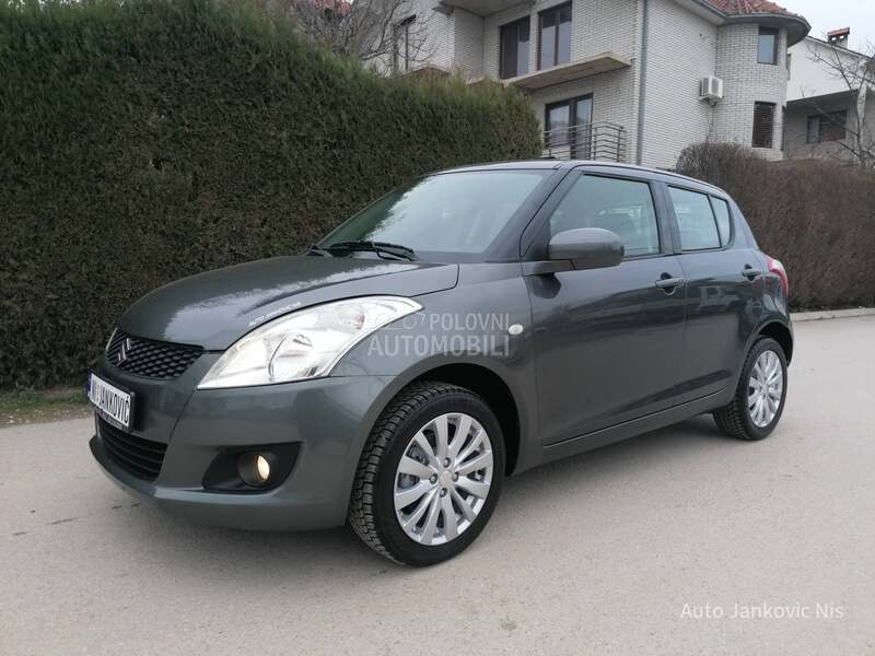 Suzuki Swift REZERVISAN
