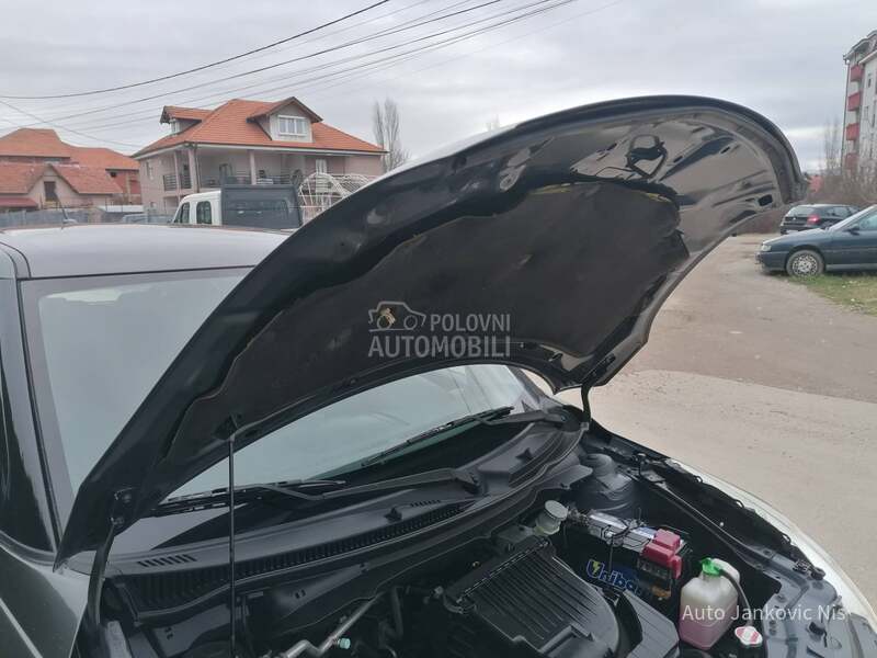 Suzuki Swift REZERVISAN