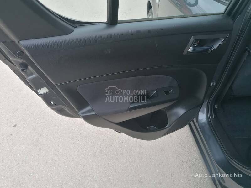 Suzuki Swift REZERVISAN
