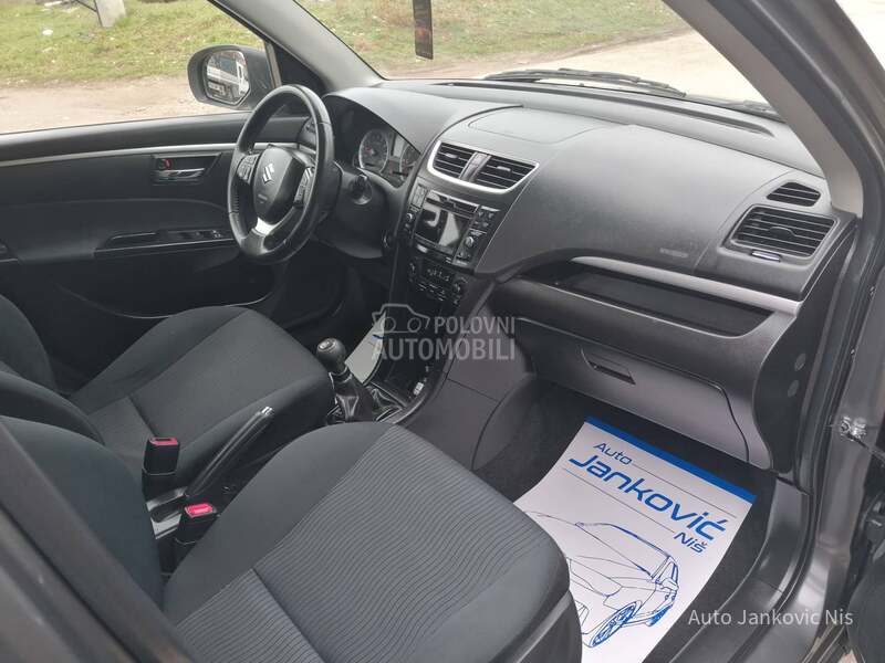 Suzuki Swift REZERVISAN