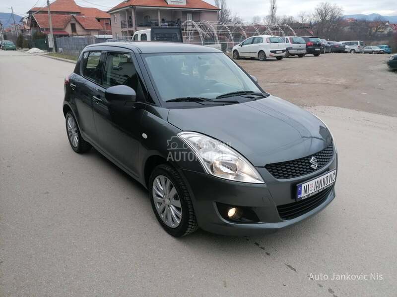 Suzuki Swift REZERVISAN