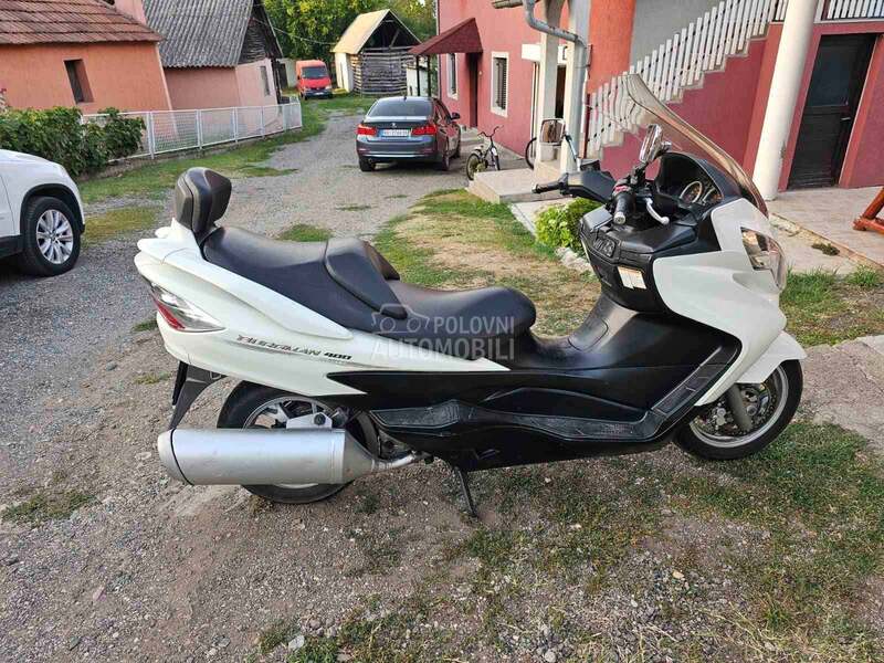 Suzuki Burgman 400