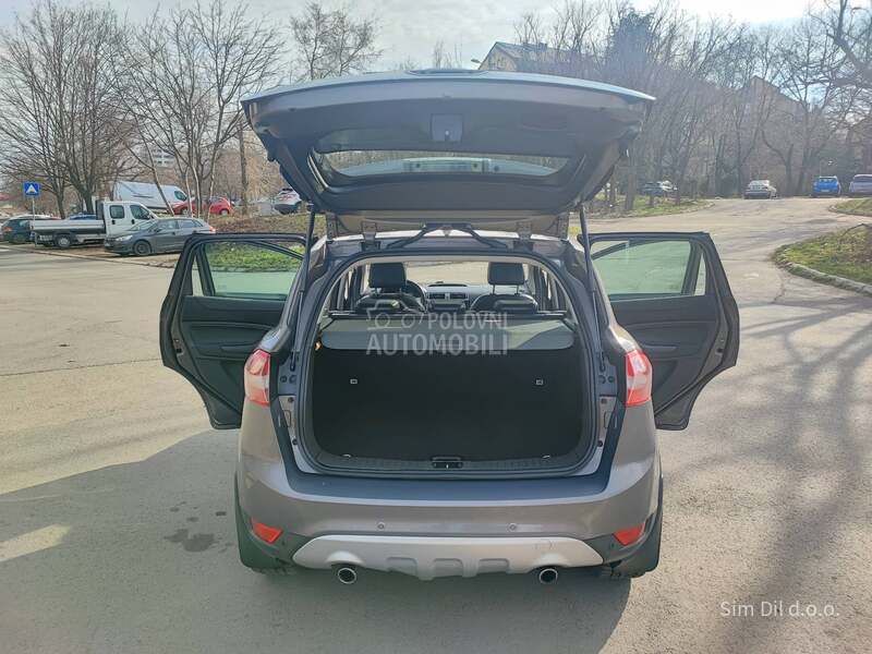 Ford Kuga 