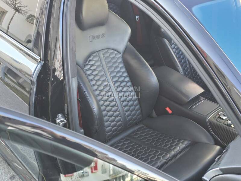 Audi RS6 