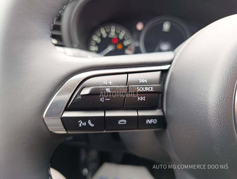 Mazda 3 G140 EXCLUSIVE LINE