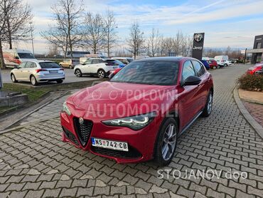 Alfa Romeo Stelvio COMPETIZIONE