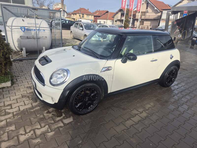 MINI Cooper S 