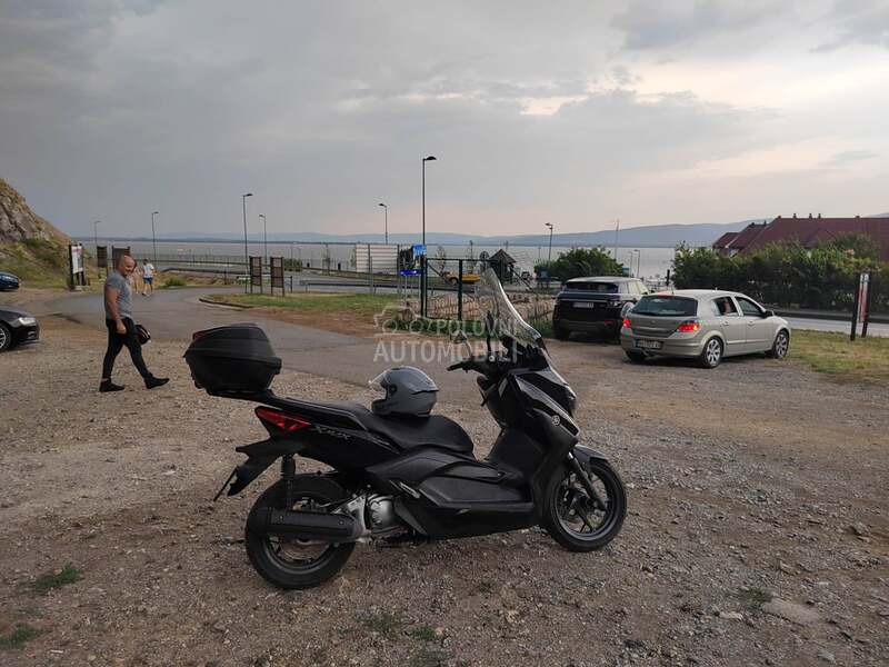 Yamaha xmax