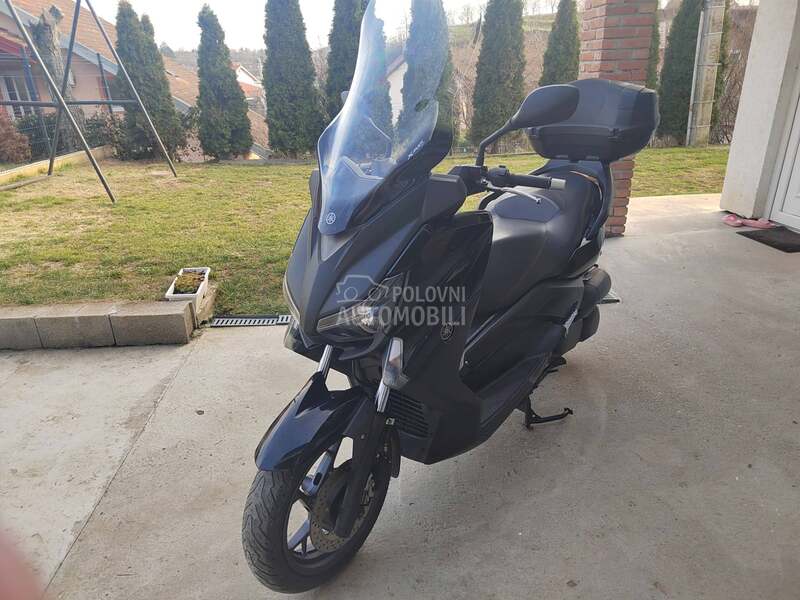 Yamaha xmax