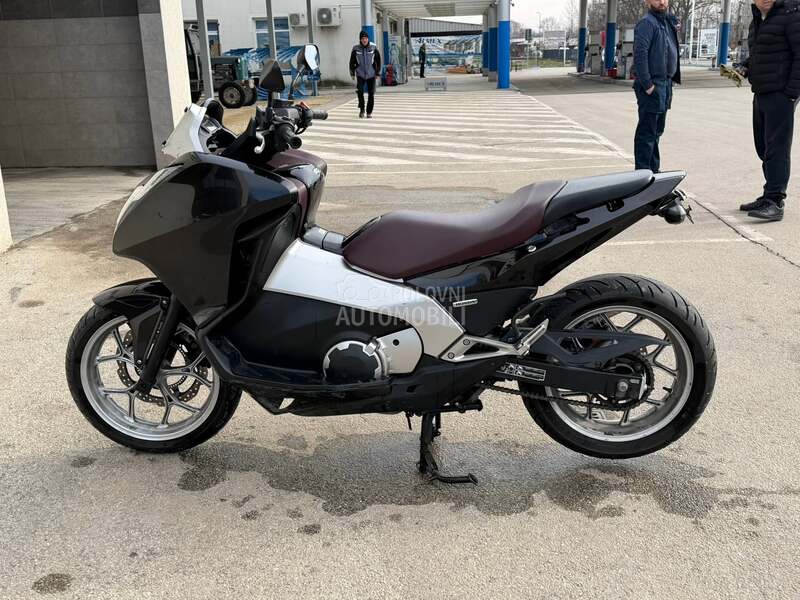 Honda nc 700 integra