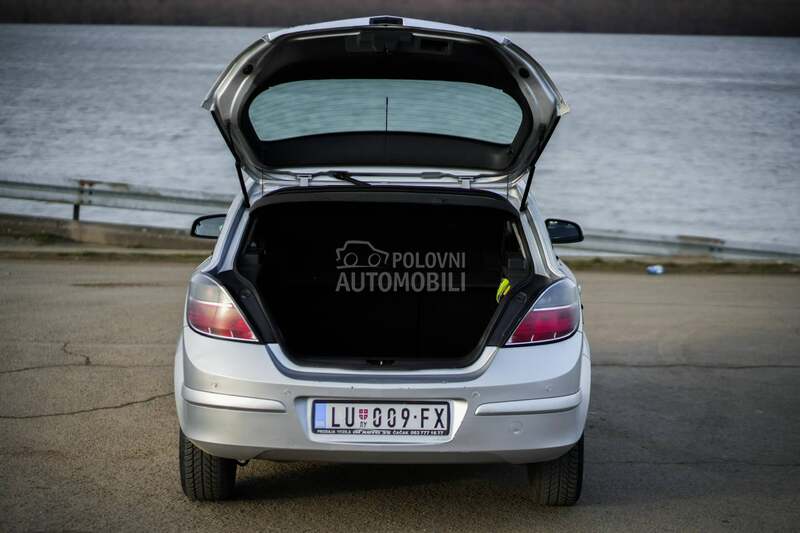 Opel Astra H 