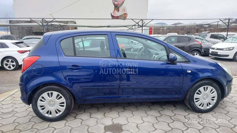 Opel Corsa D 1.2 i