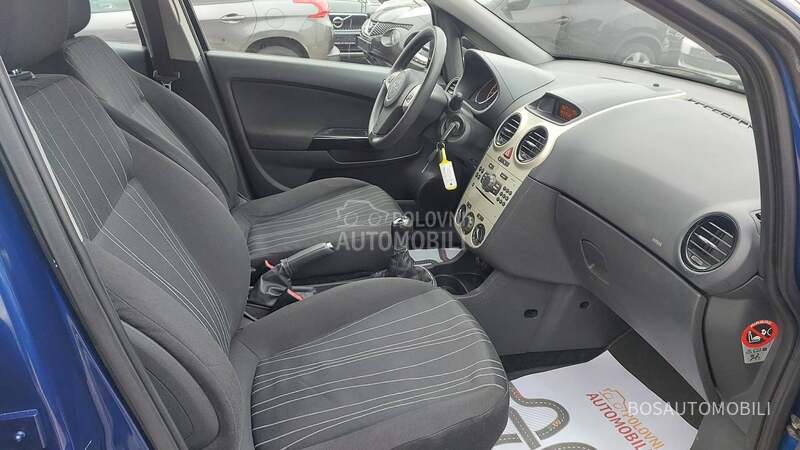 Opel Corsa D 1.2 i