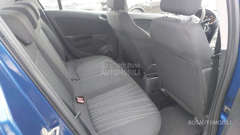 Opel Corsa D 1.2 i