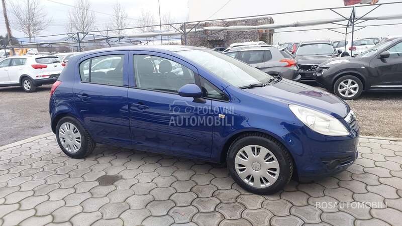 Opel Corsa D 1.2 i