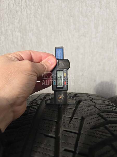 Hankook 255/55 R20 Zimska