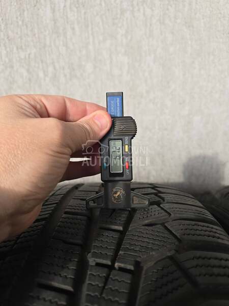 Hankook 255/55 R20 Zimska