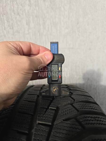 Hankook 255/55 R20 Zimska