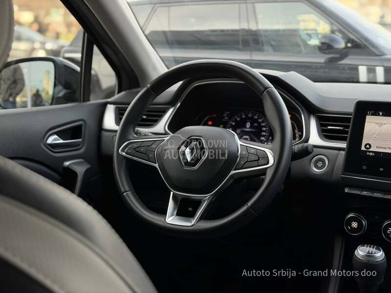 Renault Captur 1.0 TCe INTENS