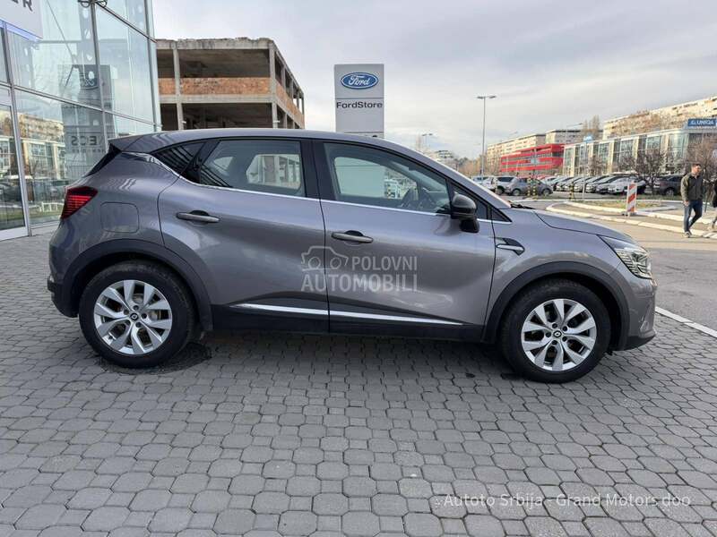 Renault Captur 1.0 TCe INTENS