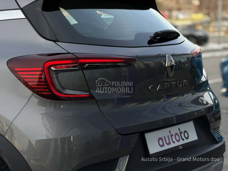 Renault Captur 1.0 TCe INTENS