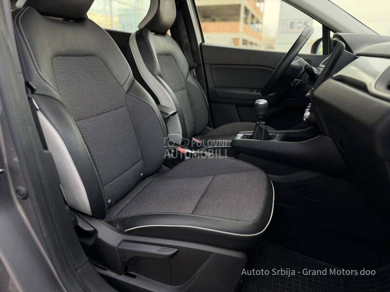 Renault Captur 1.0 TCe INTENS