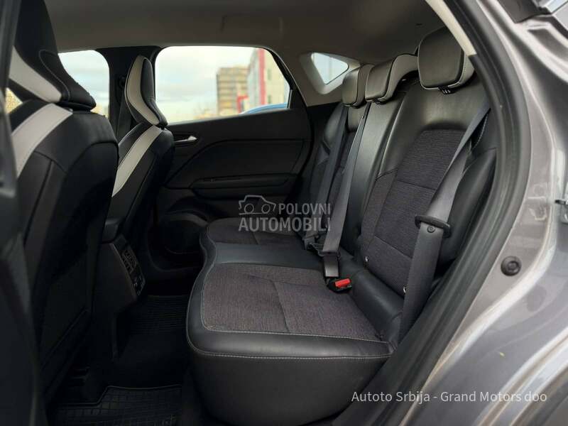 Renault Captur 1.0 TCe INTENS