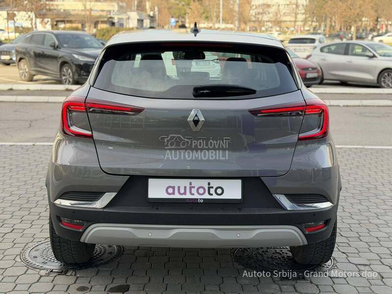 Renault Captur 1.0 TCe INTENS