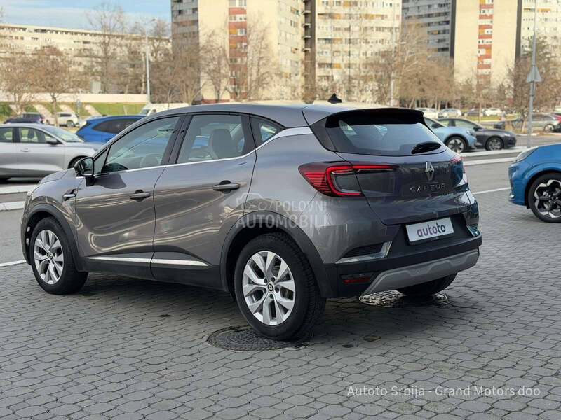 Renault Captur 1.0 TCe INTENS