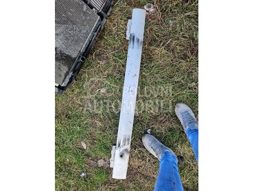 Greda 307 restajling za Peugeot 307 od 2004. do 2008. god.