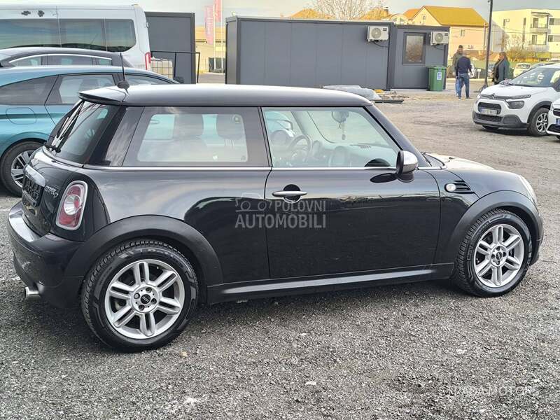 MINI Cooper 1.6 D