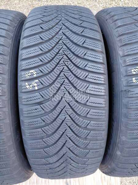 Hankook 205/55 R16 Zimska
