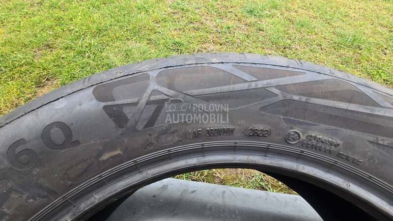 Continental 235/55 R19 Letnja