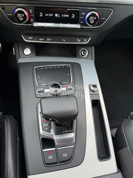 Audi Q5 2,0 TDI 3xS-line