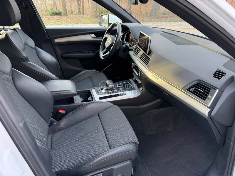 Audi Q5 2,0 TDI 3xS-line