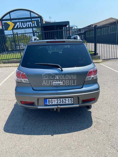 Mitsubishi Outlander 