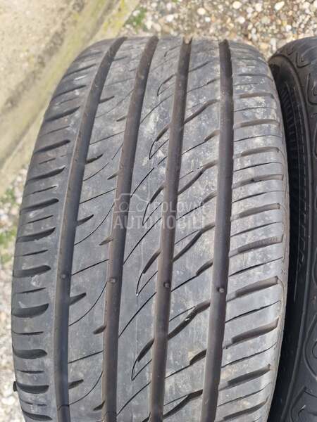 Esa Tecar 225/45 R17 Letnja