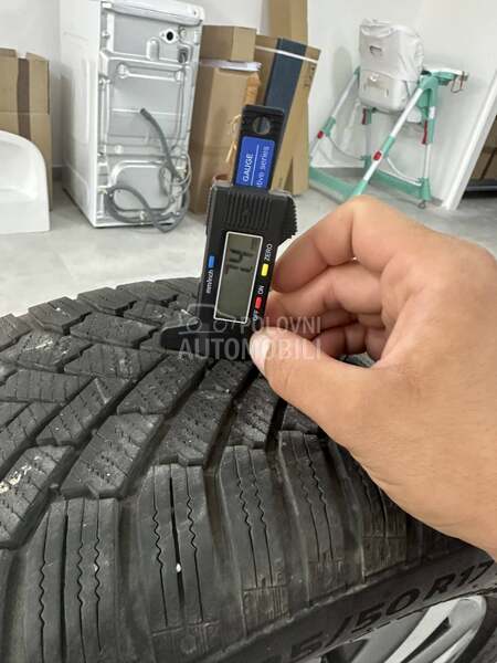 Continental 225/50 R17 Zimska