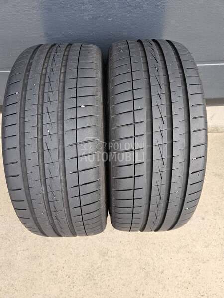 Vredestein 225/40 R19 Letnja