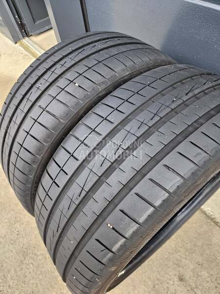 Vredestein 225/40 R19 Letnja
