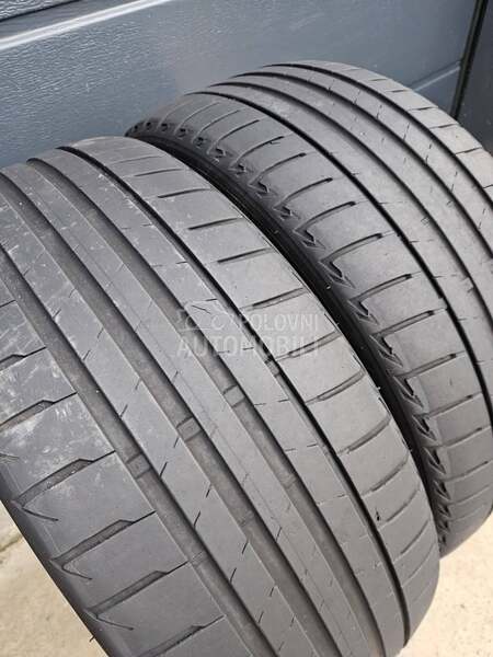 Bridgestone 225/40 R19 Letnja