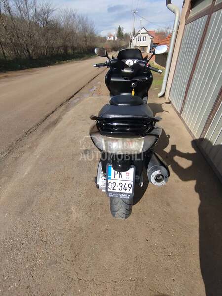 Yamaha t max