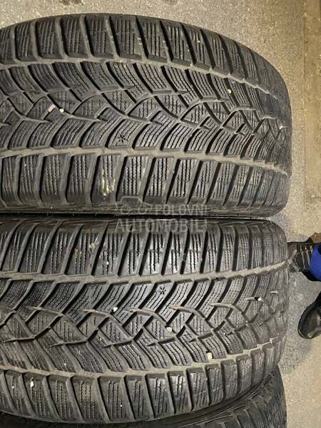 Goodyear 225/40 R18 Zimska